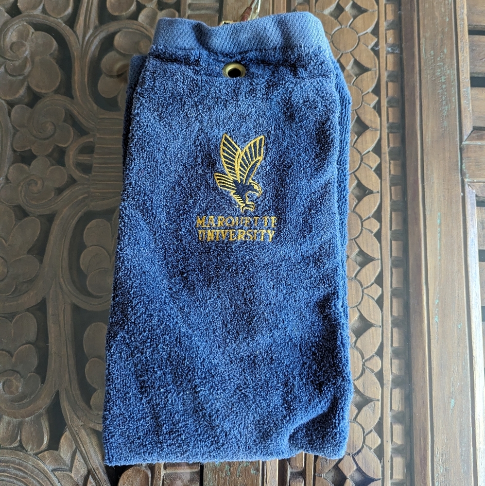 Vintage Marquette golf towel